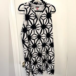 Vince Camuto black and white sleeveless dress